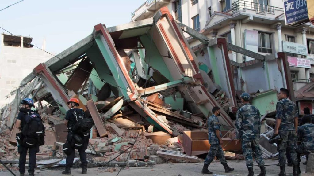 You can expect chaotic and destructive scenes like this with a high magnitude earthquake.